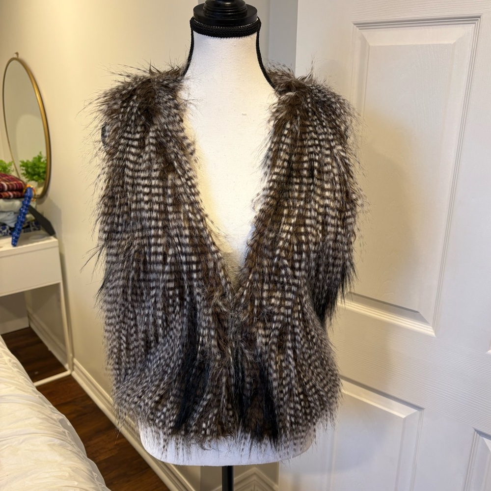 Hudson’s Bay Faux Fur Shaggy Vest Brown Black White Size Small